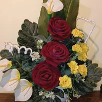 گلدان گل مصنوعی