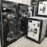 انبار مرکزی گاوصندوق نسوز|ابزارآلات|شیراز, تندگویان|دیوار