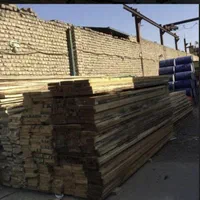 بشکه خالی،تخته زیر پا بنایی،تخته قالب بندی،نردبان