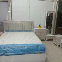 تخت خواب و سرویس دو نفره