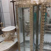 بوفه ویترین بزرگ منحنی تاجدار رز درشت برنز سوگلی|بوفه، ویترین، کنسول|زنجان, |دیوار