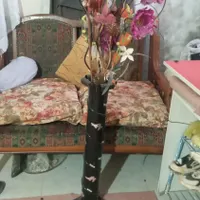 گل و گلدان