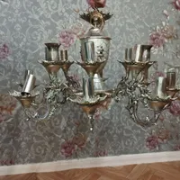 لوستر ۸شاخه.هرشاخه ۲ شاخه دارد .جمعا ۱۶شاخه هست