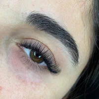 اکستنشن مژه و لیفت و لمینت مژه و ابرو