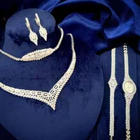 سرویس نقره سلطنتی. ساعت نقره مجلسی
