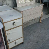 تخت دو تیکه. طلایی|آرایشگاه و سالنهای زیبایی|قم, بلوار امین و ساحلی|دیوار