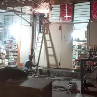 جوشکاری سیارونصب تابلو تعویض بنرفلکسی