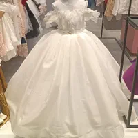 لباس عروس بچگانه