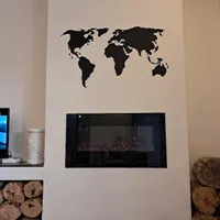 خانم، جهت انجام امور منزل