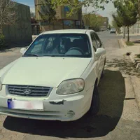 هیوندای ورنا دنده‌ای، مدل ۱۳۸۴