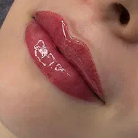 دیگه مدل نشو(خدمات میکروبلیدینگ، بنمژه، رژلب)|خدمات آرایشگری و زیبایی|تهران, درختی|دیوار