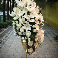 سفارش پایه گل تاج گل درباری سه طبقه