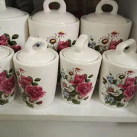 جا ادویه ای کاملا نو اصلا استفاده نکردم ازش