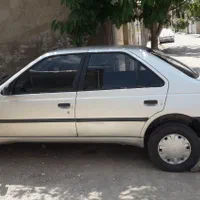 ماشین ۸۸ با یک گلگیر رنگ