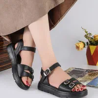 صندل زنانه و دخترانه مدل ۳ سگگ