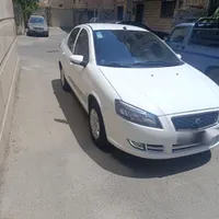 رانا پلاس مدل ۱۴۰۲ کم کارکرد|خودرو سواری و وانت|کرج, درختی|دیوار