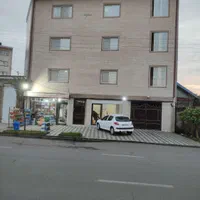 اپارتمان سه طبقه طبقه اول اجاره