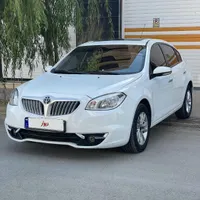 برلیانس H330 اتوماتیک 1500cc، مدل ۱۳۹۶