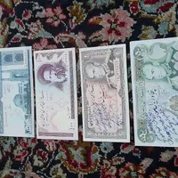تعدادی پول قدیمی