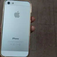 اپل iPhone 5 با حافظهٔ ۱۶ گیگابایت