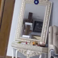 اینه ومیز