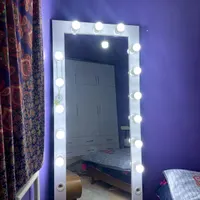 آینه قدی چراغدار