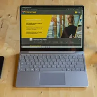 surface GO/عروس لپتاپ ها/ لمسی    10 نسل|رایانه همراه|قم, زنبیل آباد|دیوار