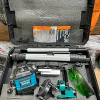 تراز لیزری ماکیتا.نورسبز ۳۶۰درجه سه بعدی.ریموت دار