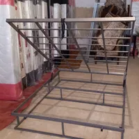 کفی فلزی تخت خواب وتشک رویال