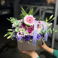 گل فروشی لیا تاج گل باکس گل دسته‌گل ماشین عروس|گل و گیاه طبیعی|تهران, شهرک فردوس (حسینی)|دیوار