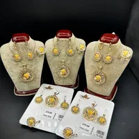 نیم ست ورساچه 12/800گرم طلا بدون اجرت|جواهرات|تهران, شهرک ولیعصر جنوبی|دیوار