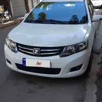 آریو اتوماتیک 1600cc، مدل ۱۳۹۳