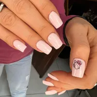 استخدام ناخن کار و مژه کار|استخدام درمانی، زیبایی، بهداشتی|تهران, امیریه|دیوار
