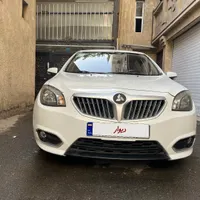 برلیانس H320 اتوماتیک 1500cc، مدل ۱۳۹۶