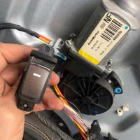 تعمیر نور بالا نورپایین بوق راهنما پژو ٢٠٦ ٢٠٧،٤٠٥|خدمات موتور و ماشین|تهران, کوی بیمه|دیوار