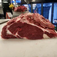 انواع گوشت تازه روز بره گوساله مرغ بوقلمون شترمرغ|خوردنی و آشامیدنی|اصفهان, احمدآباد|دیوار