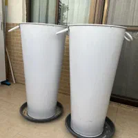 گلدان مخروطی بزرگ