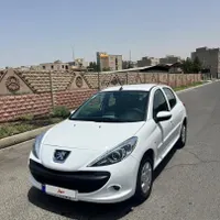پژو 207 1403