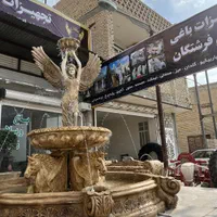 آبنما پاشوردار الهه شب بتن گلاس مقاوم مجلل