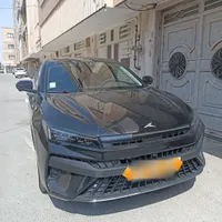 کی‌ام‌سی J7، مدل ۱۴۰۳