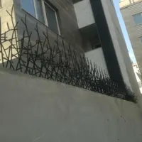 نرده حفاظ دزدگیر روی دیوار شاخ گوزنی|مصالح و تجهیزات ساختمان|شیراز, دباغ خانه|دیوار