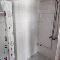 طبقه همکف وسط شهر نزدیک میدان نقش جهان وبازار|اجارهٔ کوتاه‌مدت آپارتمان و سوئیت|اصفهان, شهشهان|دیوار