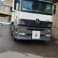 آکسور ۸۳