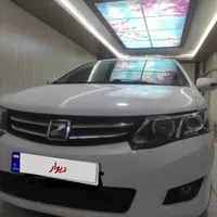 آریو اتوماتیک 1600cc، مدل ۱۳۹۶