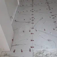 نصب کاشی و سرامیک صددرصد تضمینی به صورت چسبی|خدمات پیشه و مهارت|اصفهان, رزمندگان|دیوار