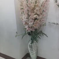 گلدان شیشه ای  وگلدان سفالی