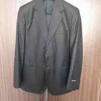 فروش دو عدد کت و شلوار و یک پیراهن