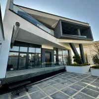 ویلای مدرن لاوین رودهن|اجارهٔ کوتاه‌مدت ویلا و باغ|رودهن, |دیوار
