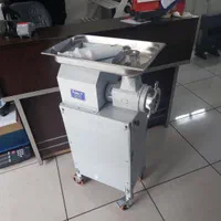 چرخ گوشت صنعتی چرخ دار سایز ۳۲ الکتروکار Ec16|کافی‌شاپ و رستوران|تهران, استاد معین|دیوار