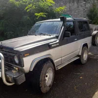 نیسان پاترول 2 در 4 سیلندر، مدل ۱۹۹۳